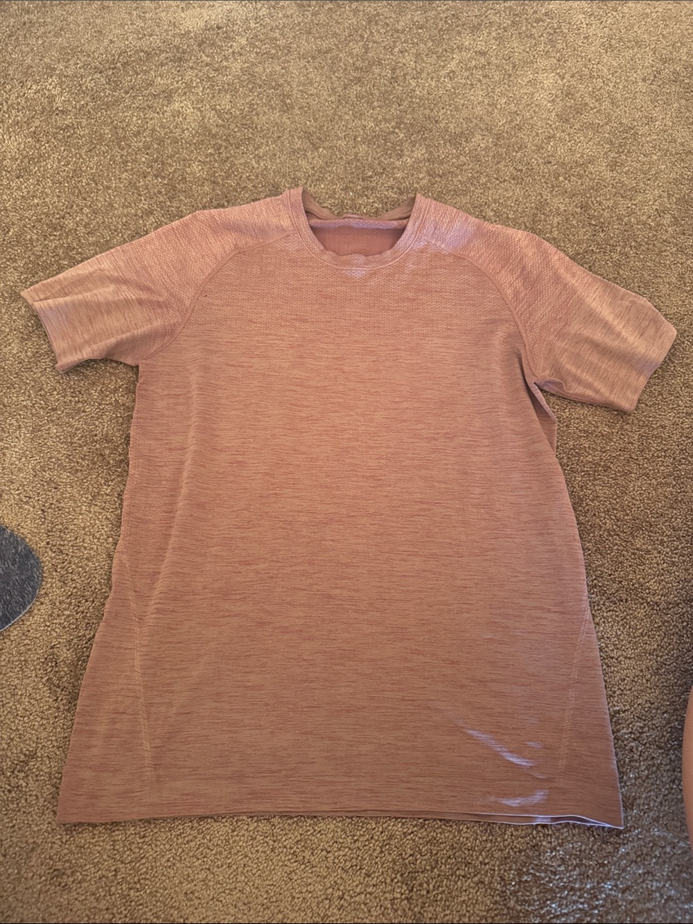 MENS LULULEMON Light Maroon Short Sleeve Tee